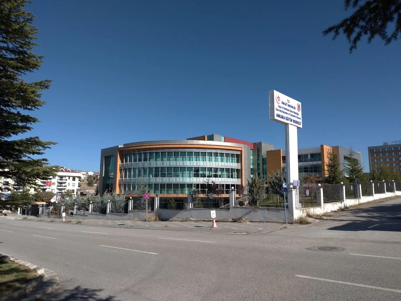 adalet bakanlığı, ceza İnfaz kurumları ve tutukevleri personeli ankara eğitim merkezi İncek yerleşkesi (1)